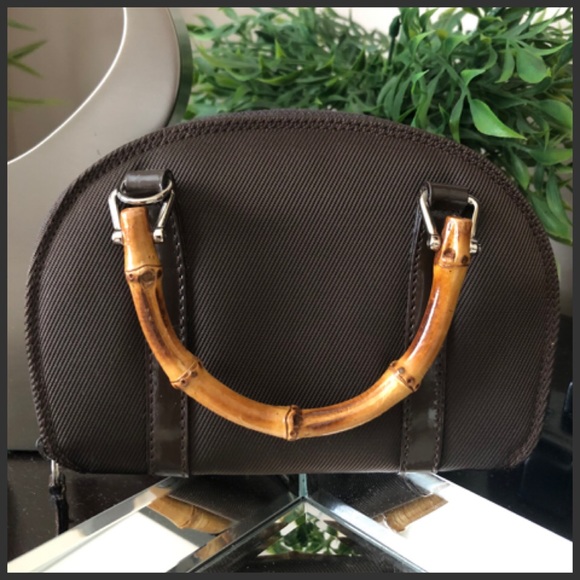 ✨Vintage Rare & Hard to Find GUCCI Bamboo Wallet On Chain Crossbody Mini Bag - Picture 3 of 16